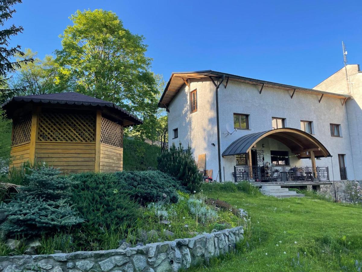 Hotel Brainy Krásno nad Kysucou エクステリア 写真