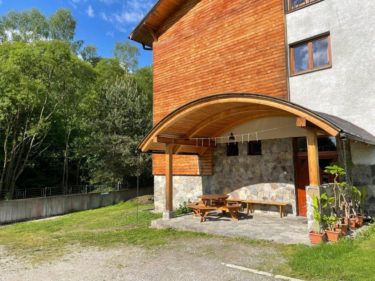 Hotel Brainy Krásno nad Kysucou エクステリア 写真