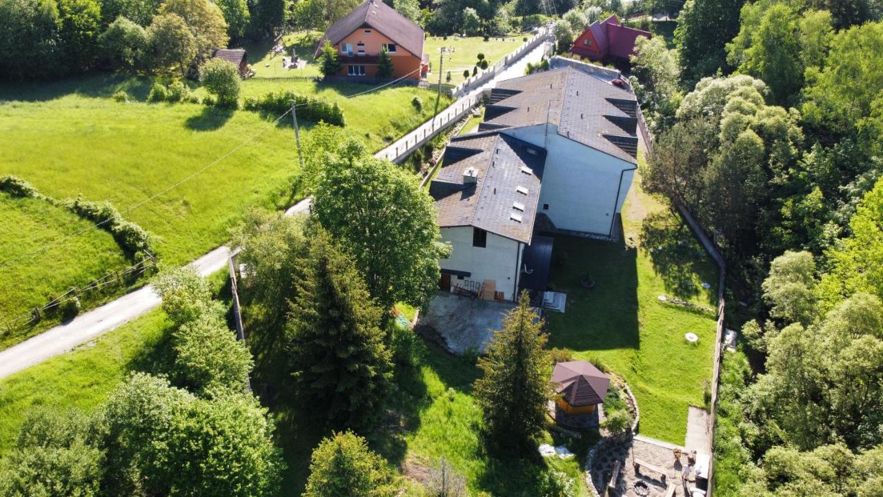 Hotel Brainy Krásno nad Kysucou エクステリア 写真